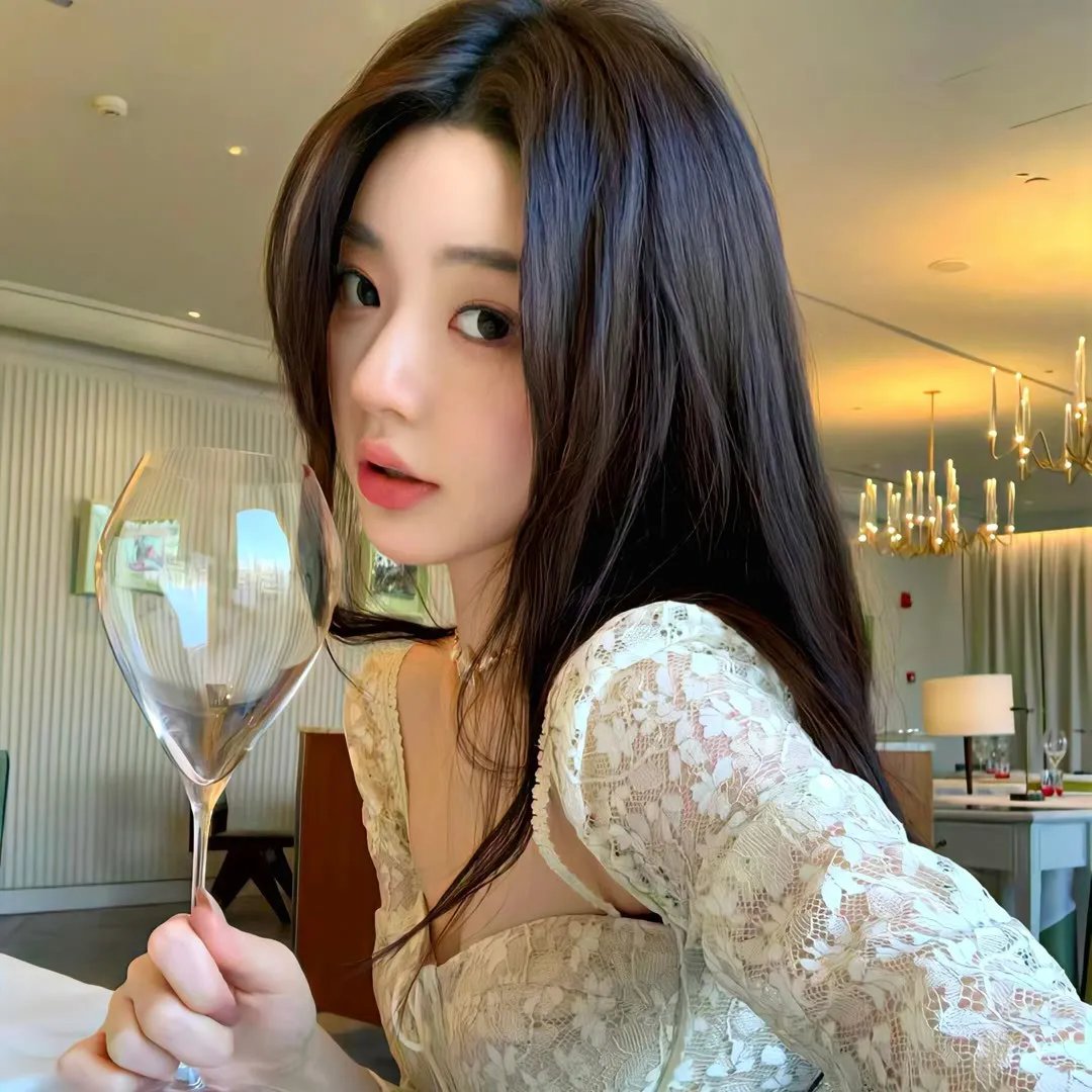 明黄禁色剧照